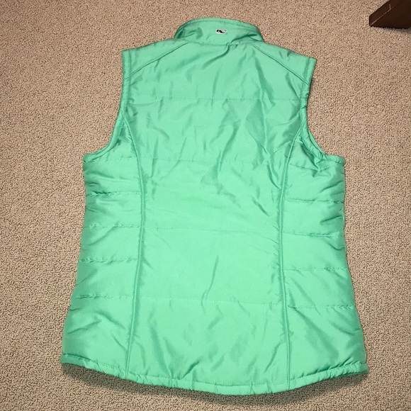 Vineyards Vines Insulated Vest - Picture 4 of 5